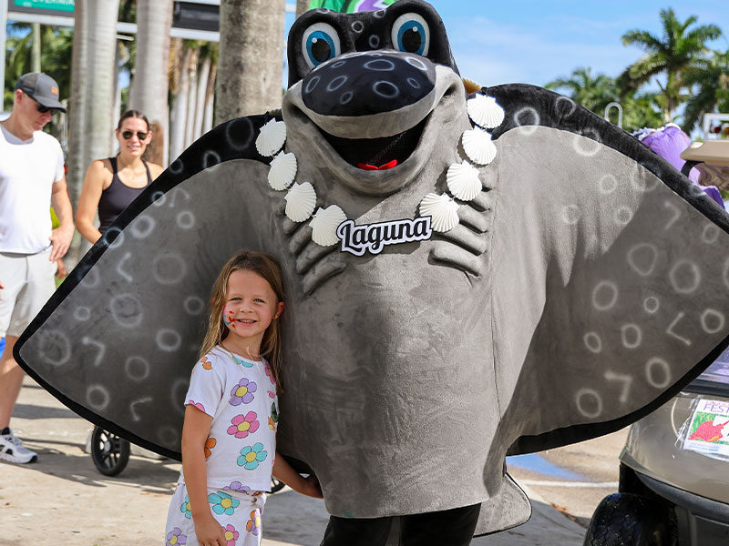 http://pbcauthor/NewsroomImages/0925/laguna-2973_TH.jpg