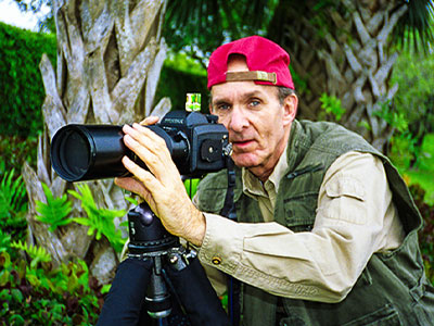 http://pbcauthor/SiteImages/Newsroom/0722/Mounts-Photography-Instructor-Jerry-Ginsberg_TH.jpg