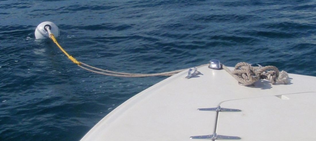 Image showing proper tie-up techniques to a mooring buoy