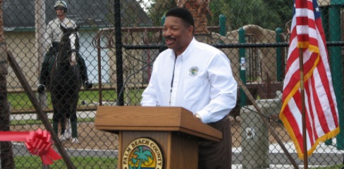 Houston Tate speaking at an event