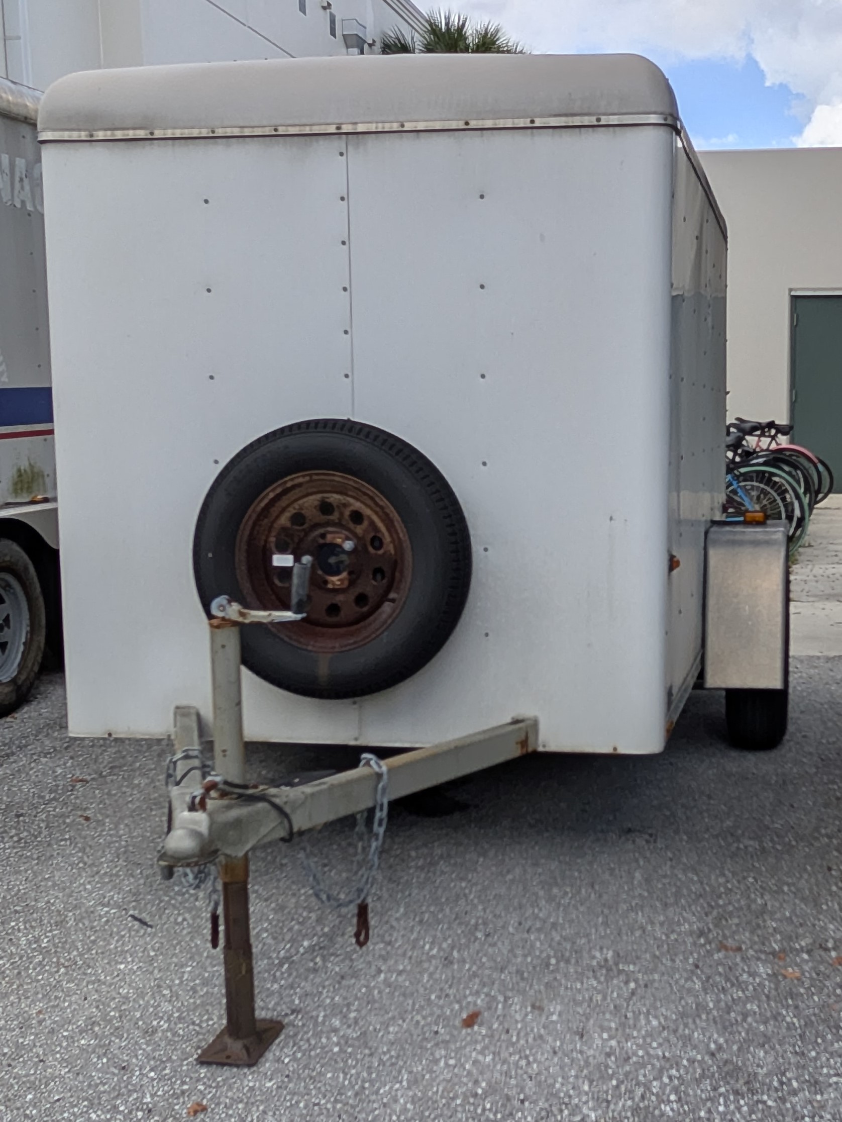 2003 WELLS CARGO RF581 ENCLOSED UTILITY TRAILER