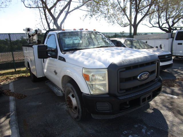 2015 FORD F-350 1 TON UTILITY TRUCK