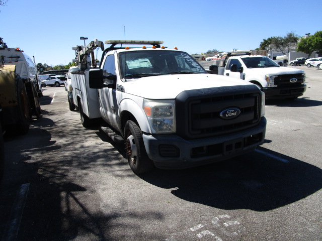 2015 FORD F-350 1 TON UTILITY TRUCK