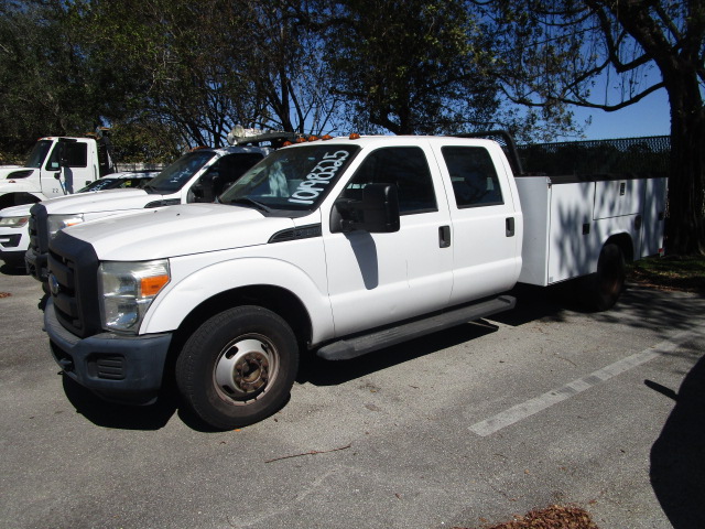 2015 FORD F-350 1 TON UTILITY TRUCK