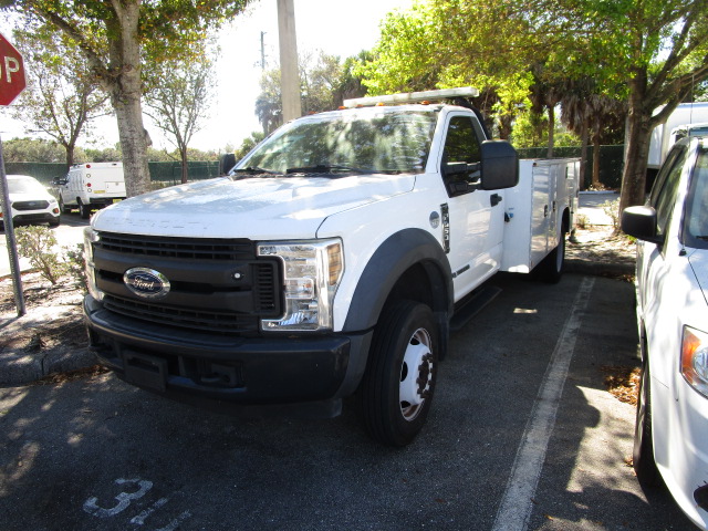 2019 FORD F-450 UTILITY TRUCK