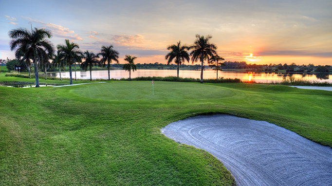 scenic golf course view at okeeheelee golf course
